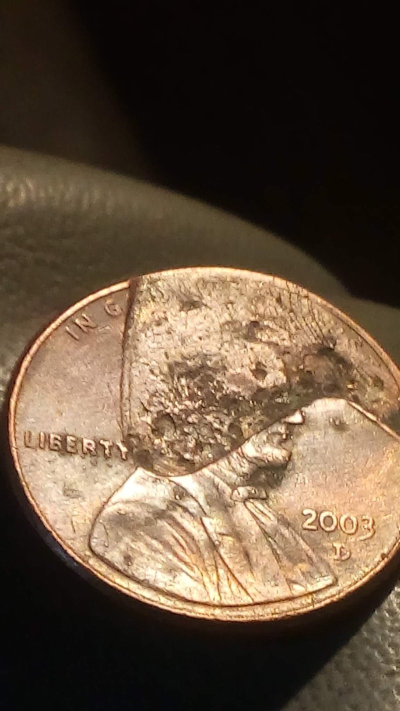 2001-Lincoln-Penny-Cud-Or-Damage-Help